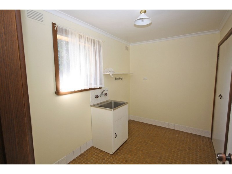 15 Telopea Cres, Wagga Wagga NSW 2650