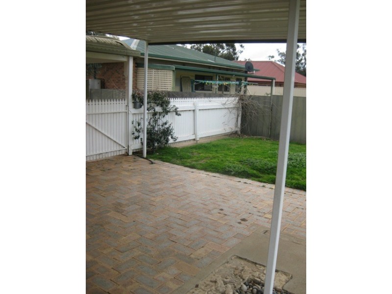 2/7 Bocquet St, Wagga Wagga NSW 2650