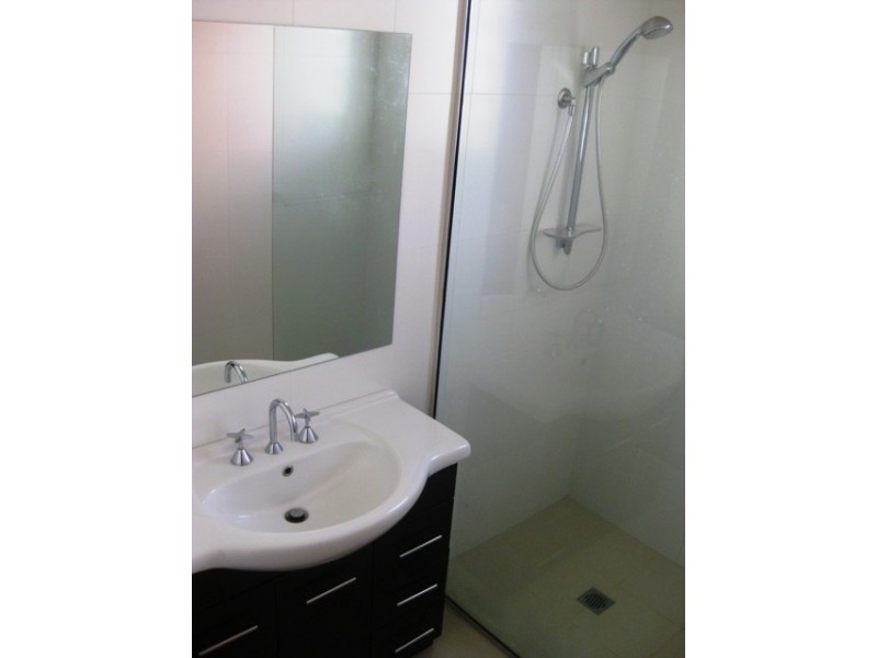 24 Kildare Avenue, Wagga Wagga NSW 2650