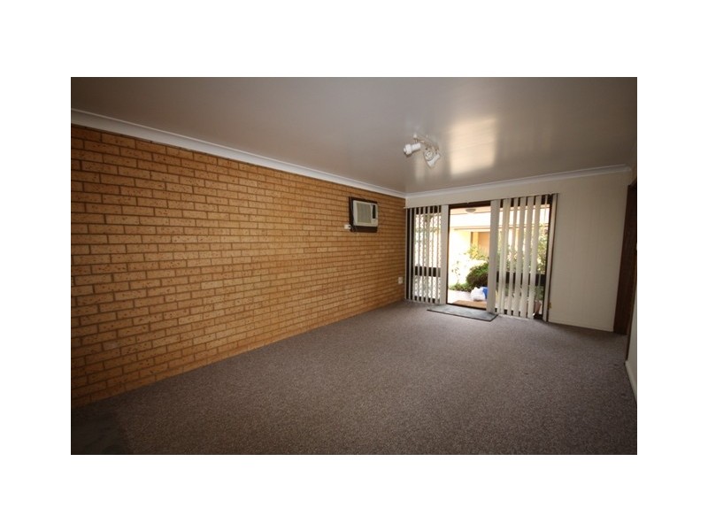 2/41 Best Street, Wagga Wagga NSW 2650