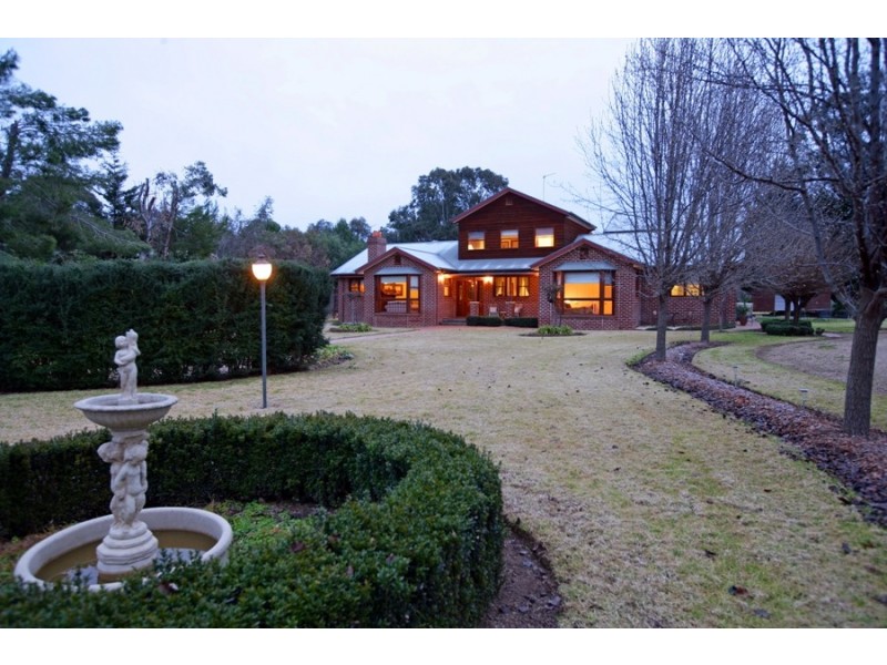 5 Yarran Place, Wagga Wagga NSW 2650