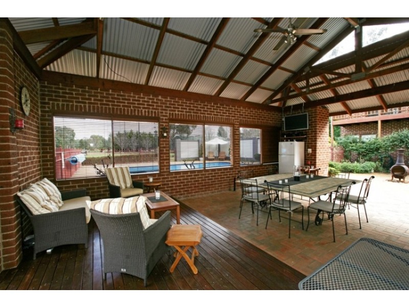 5 Yarran Place, Wagga Wagga NSW 2650