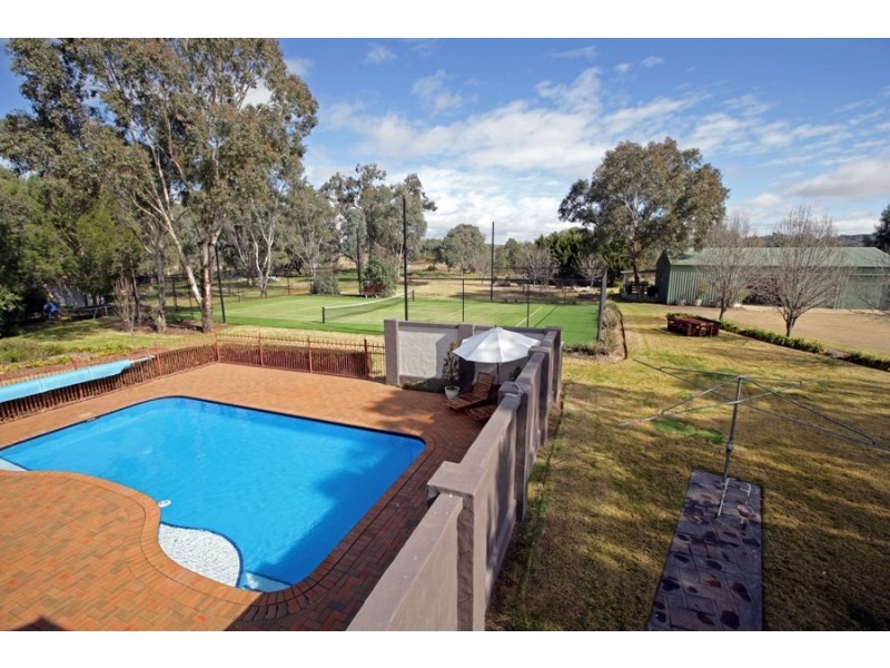 5 Yarran Place, Wagga Wagga NSW 2650