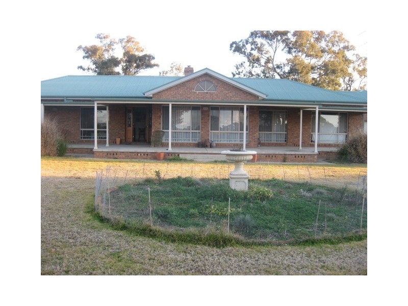A “Bona Vista”, The Rock NSW 2655
