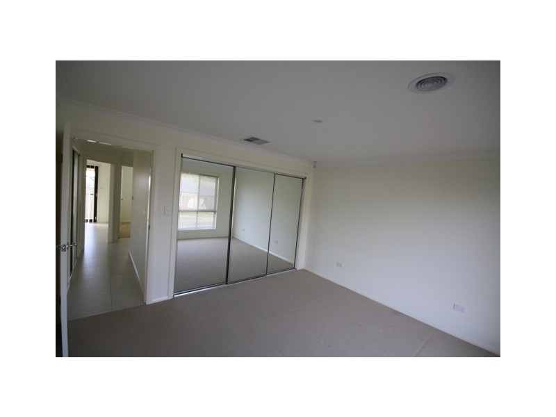 2/17  Balala Cres, Wagga Wagga NSW 2650