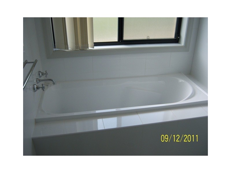 25  Melaleuca Drive, Wagga Wagga NSW 2650