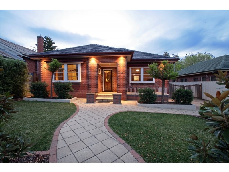 32 Trevor Street, Wagga Wagga NSW 2650