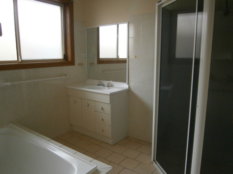 108 Dalman Parkway, Wagga Wagga NSW 2650