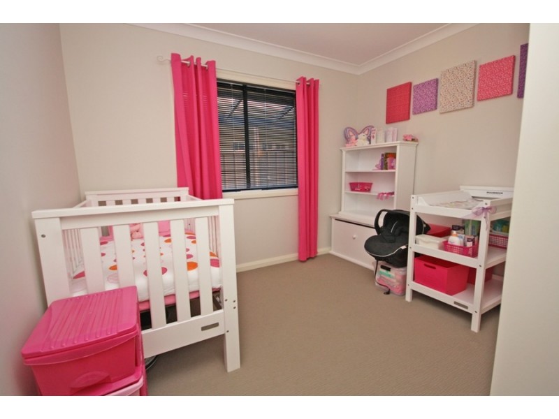 32 Brindabella Drive, Wagga Wagga NSW 2650