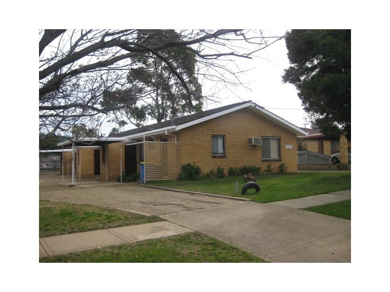 2/91 Ziegler Ave, Wagga Wagga NSW 2650