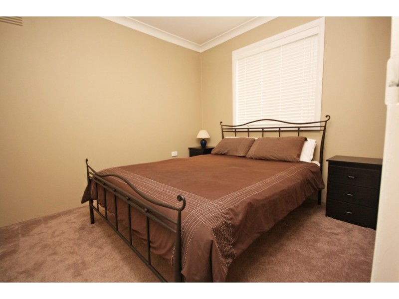 53 Red Hill Rd, Wagga Wagga NSW 2650