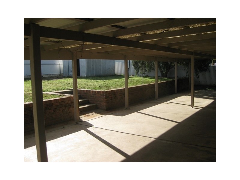 22 Wiradjuri Crescent, Wagga Wagga NSW 2650