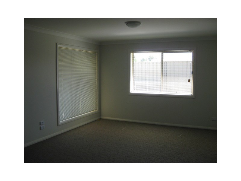 1/31 Barrima Drive, Wagga Wagga NSW 2650