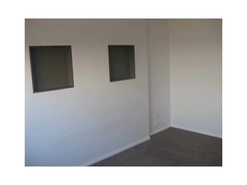 2/27 Dove Street, Wagga Wagga NSW 2650