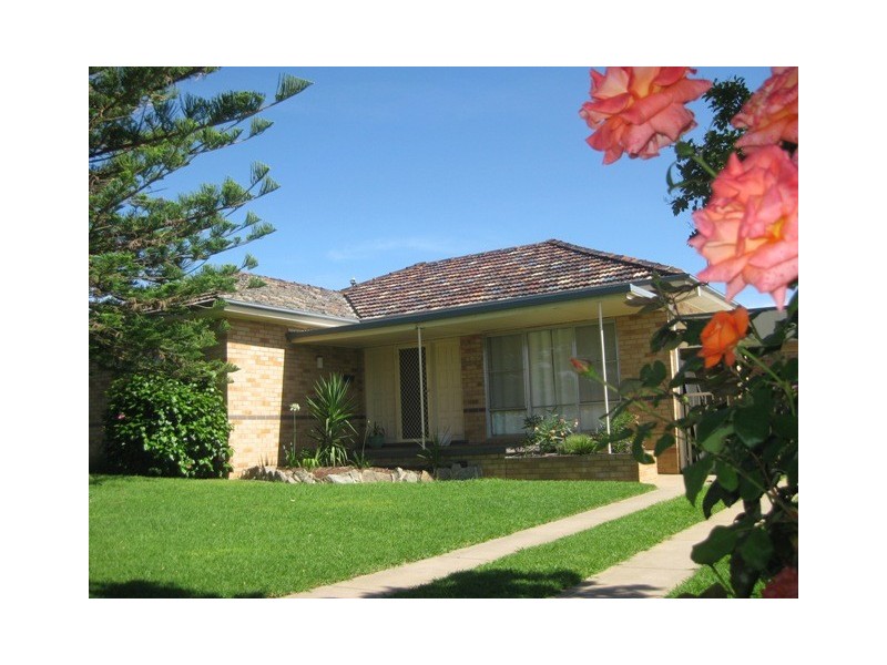10 Walteela Avenue, Wagga Wagga NSW 2650