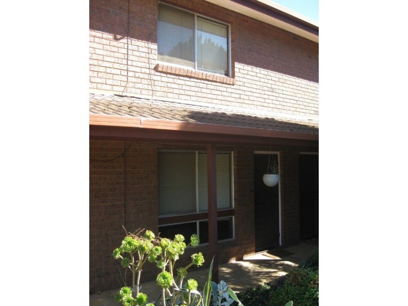 3/11 Sherwood Avenue, Wagga Wagga NSW 2650