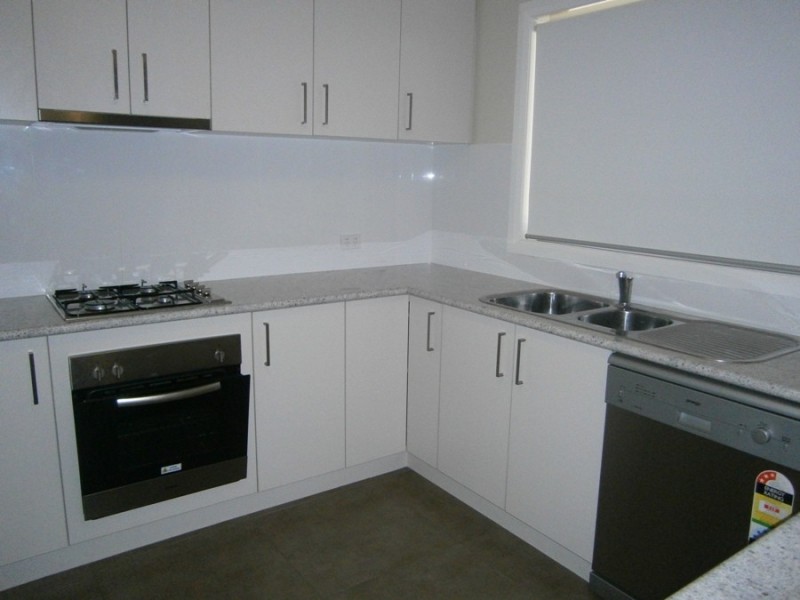 1/56 Barrima Drive, Wagga Wagga NSW 2650