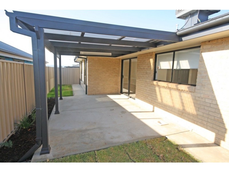 1/56 Barrima Drive, Wagga Wagga NSW 2650