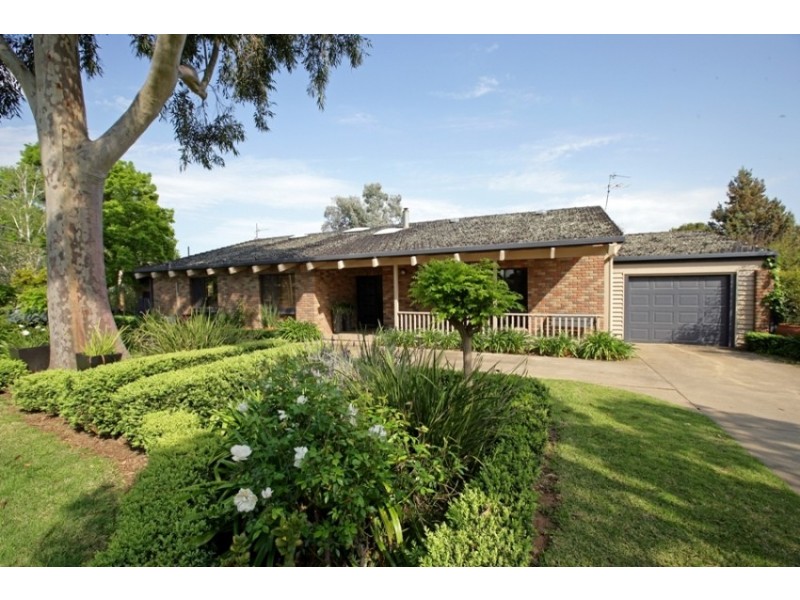46  Balmoral Cres, Wagga Wagga NSW 2650