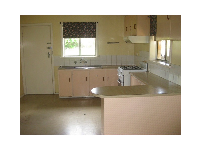 9 Nixon Cres, Wagga Wagga NSW 2650