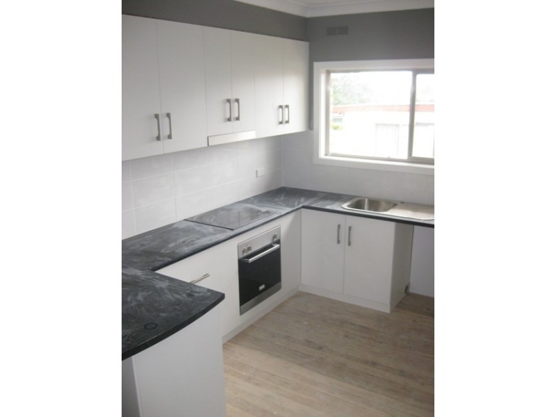 100 Allonby Avenue, Wagga Wagga NSW 2650