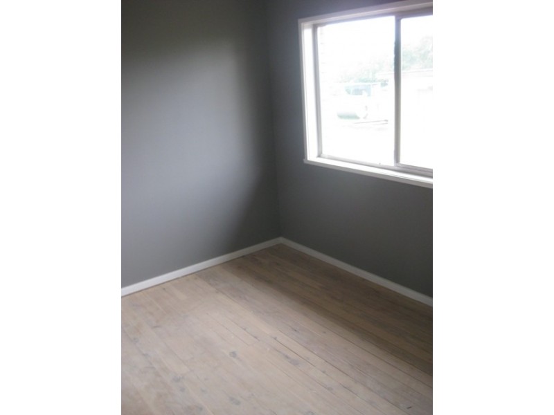 100 Allonby Avenue, Wagga Wagga NSW 2650