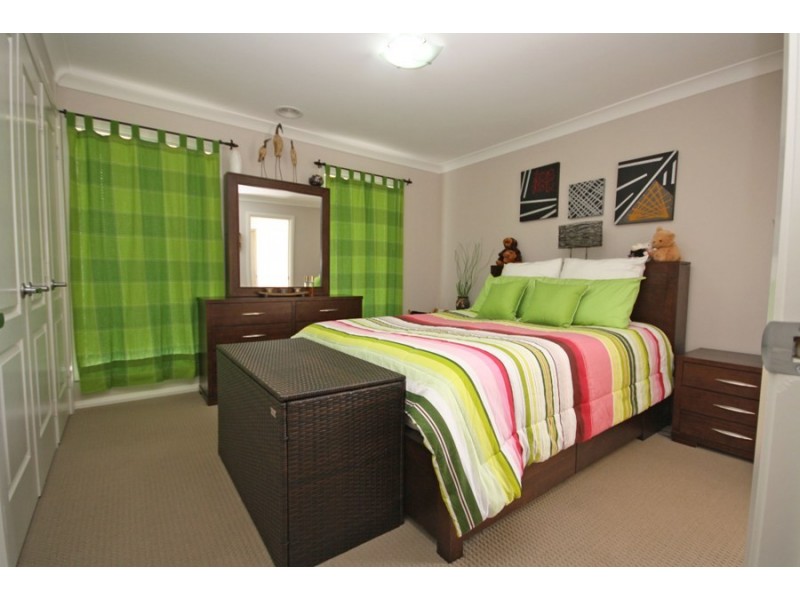 100 Mima Street, Wagga Wagga NSW 2650