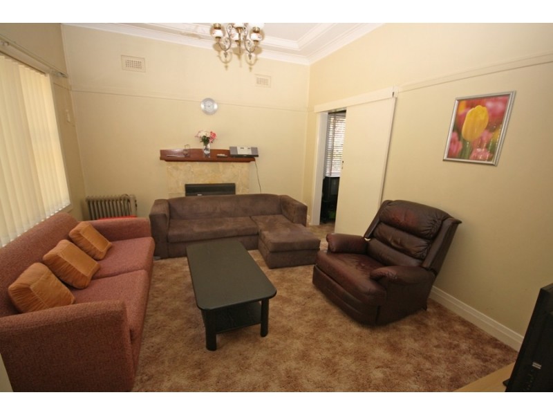 21 Heydon Avenue, Wagga Wagga NSW 2650