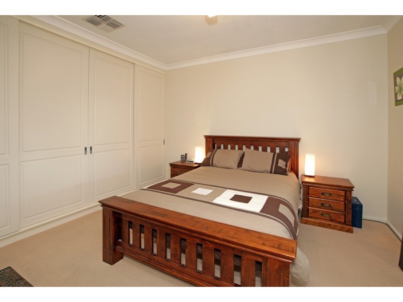 22 Merinda Crescent, Wagga Wagga NSW 2650