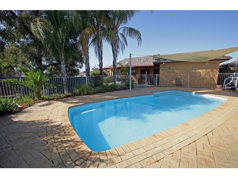 22 Merinda Crescent, Wagga Wagga NSW 2650