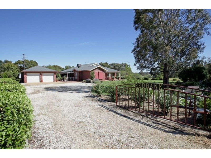 106 Redbank Road, Wagga Wagga NSW 2650