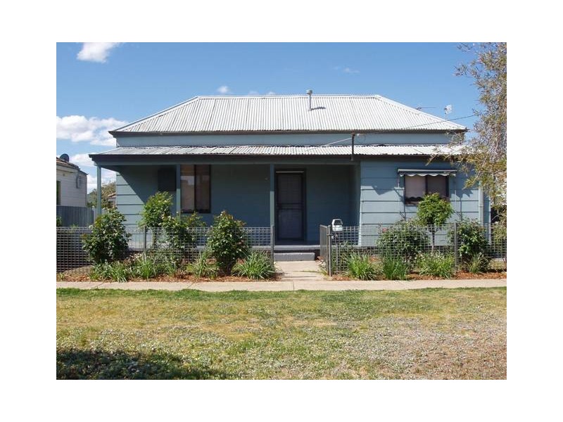 9 Evans Street, Wagga Wagga NSW 2650