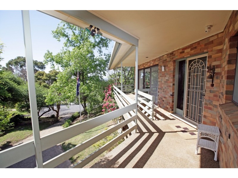 4 Highfield Place, Kooringal NSW 2650