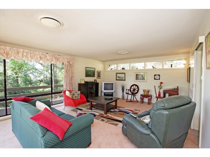 4 Highfield Place, Kooringal NSW 2650