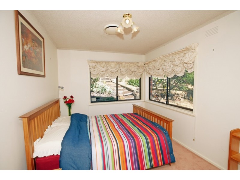 4 Highfield Place, Kooringal NSW 2650