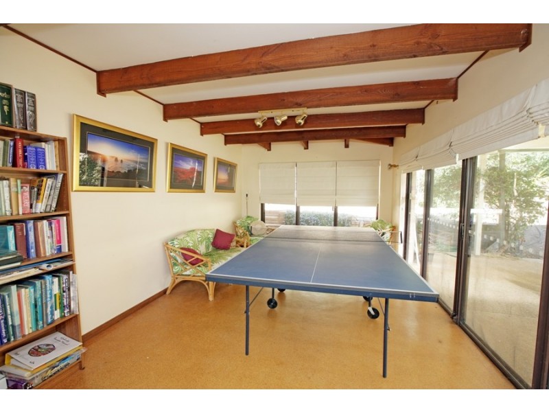 4 Highfield Place, Kooringal NSW 2650