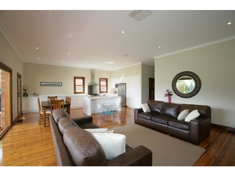 48 Grandview Avenue, Wagga Wagga NSW 2650