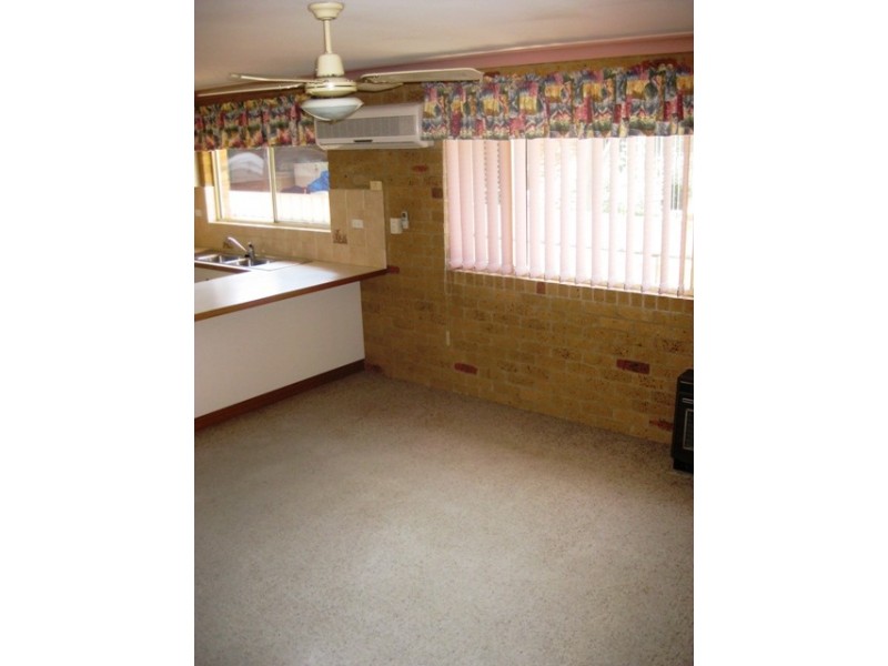14 Kurrajong Street, Wagga Wagga NSW 2650