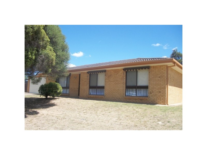 10 Undurra Drive, Wagga Wagga NSW 2650
