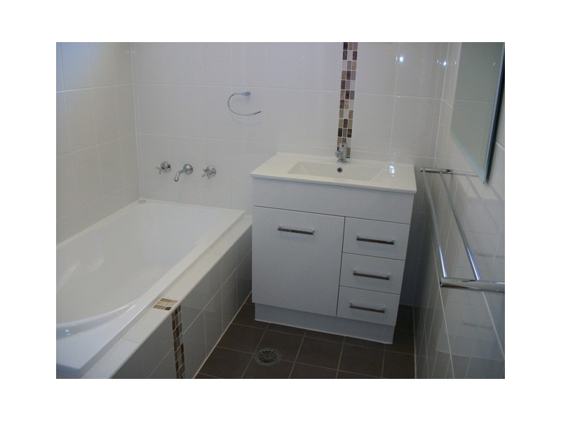 10 Undurra Drive, Wagga Wagga NSW 2650