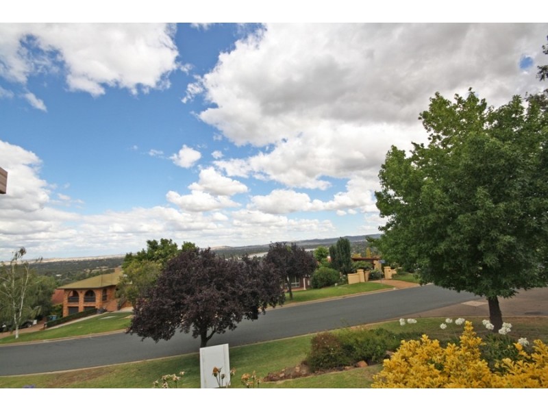 31 Henwood Avenue, Wagga Wagga NSW 2650