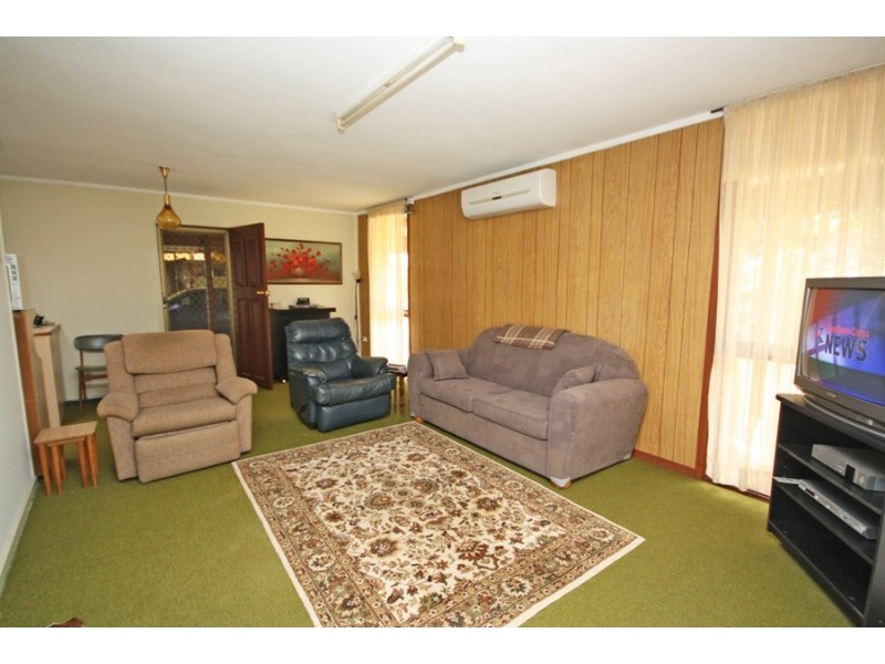 6 Yarragundry Street, Wagga Wagga NSW 2650