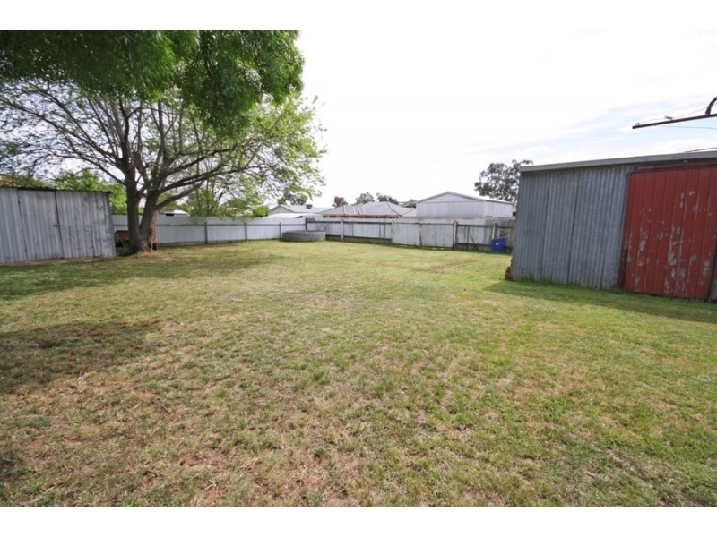 6 Yarragundry Street, Wagga Wagga NSW 2650