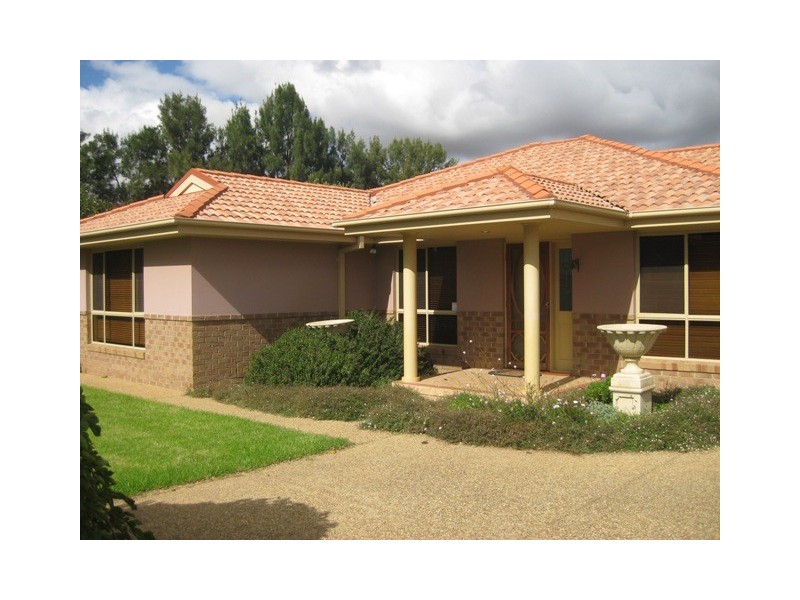 7 Post Place, Wagga Wagga NSW 2650
