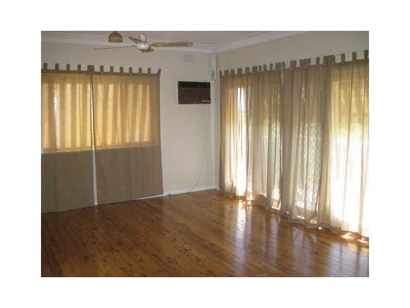 12 Warrawong Street, Wagga Wagga NSW 2650