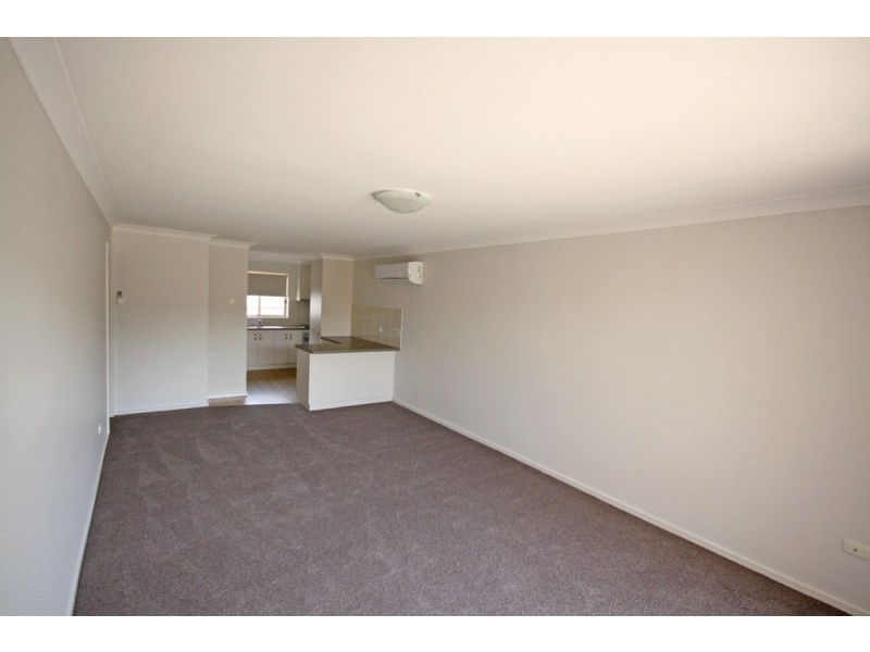 2/30 Kenneally Street, Wagga Wagga NSW 2650