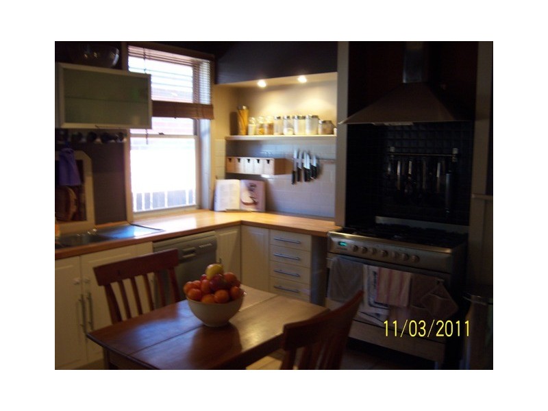 39 Gormly Avenue, Wagga Wagga NSW 2650