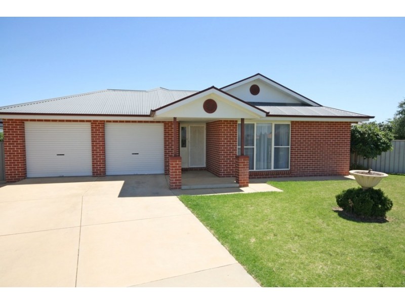 5 Garru Place, Wagga Wagga NSW 2650