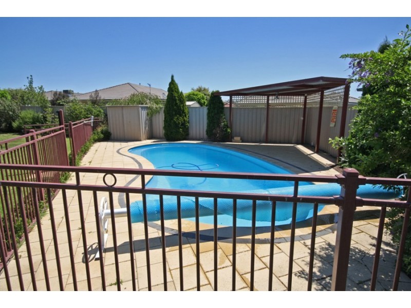 5 Garru Place, Wagga Wagga NSW 2650