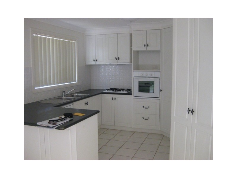 2/14 Gossett St, Wagga Wagga NSW 2650
